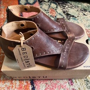 NEW Bed Stu Soto G Brown Size 10